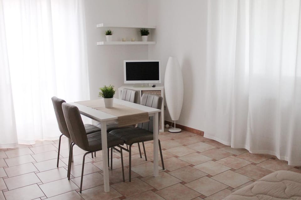 APPARTAMENTO ROSE E TULIPANI 3 Apartment in Negrar di Valpolicella