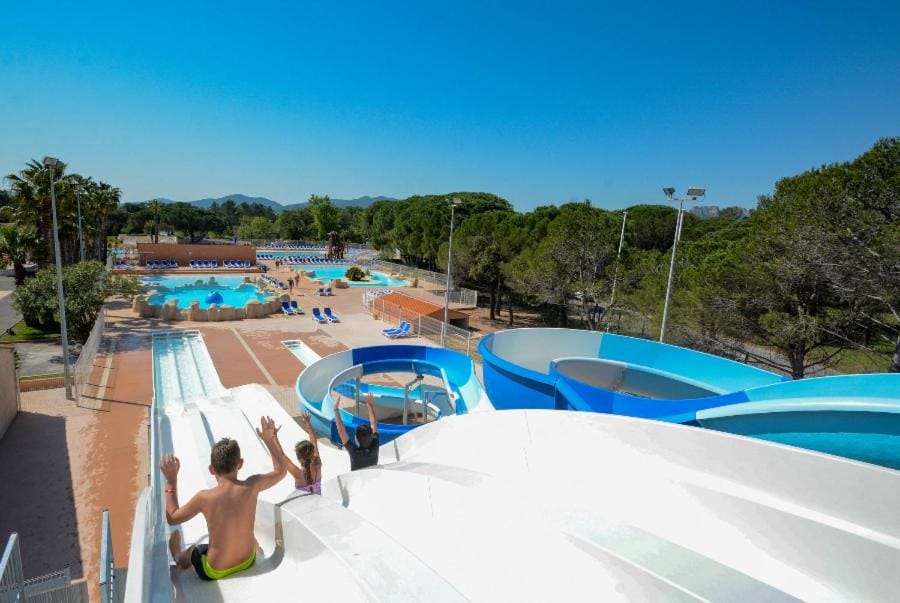 Day, People, Summer, Aqua park, Aqua park, On site, Pool view, Swimming pool, Family, Family