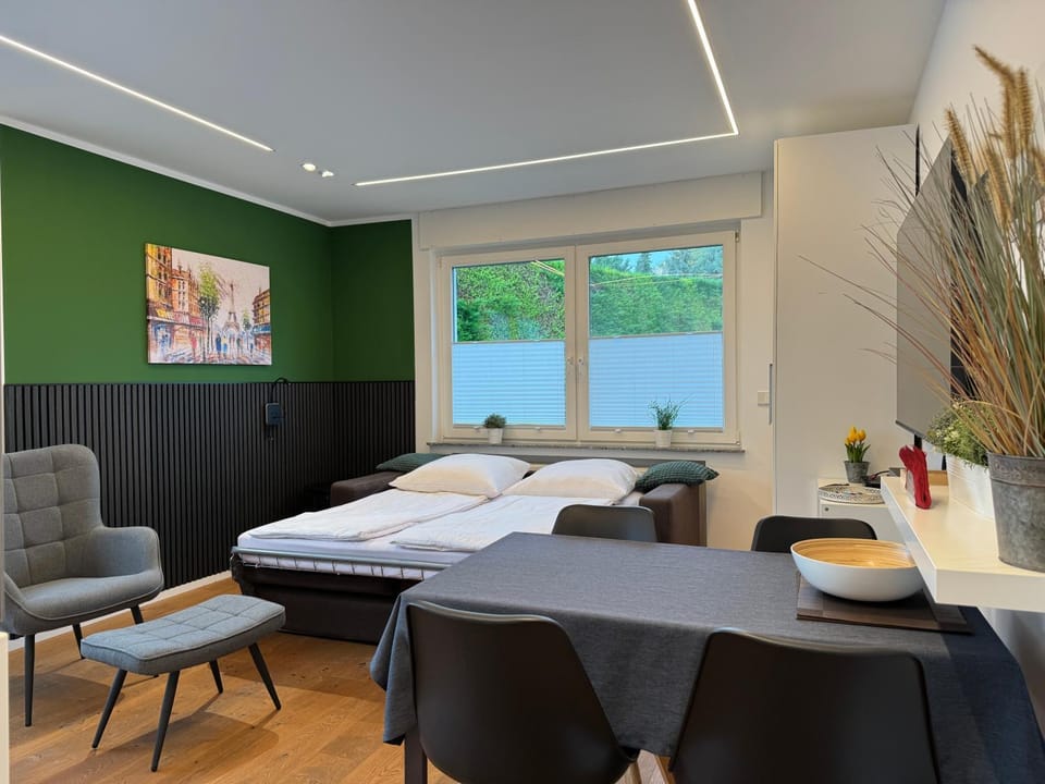 Living room, Photo of the whole room, Bedroom