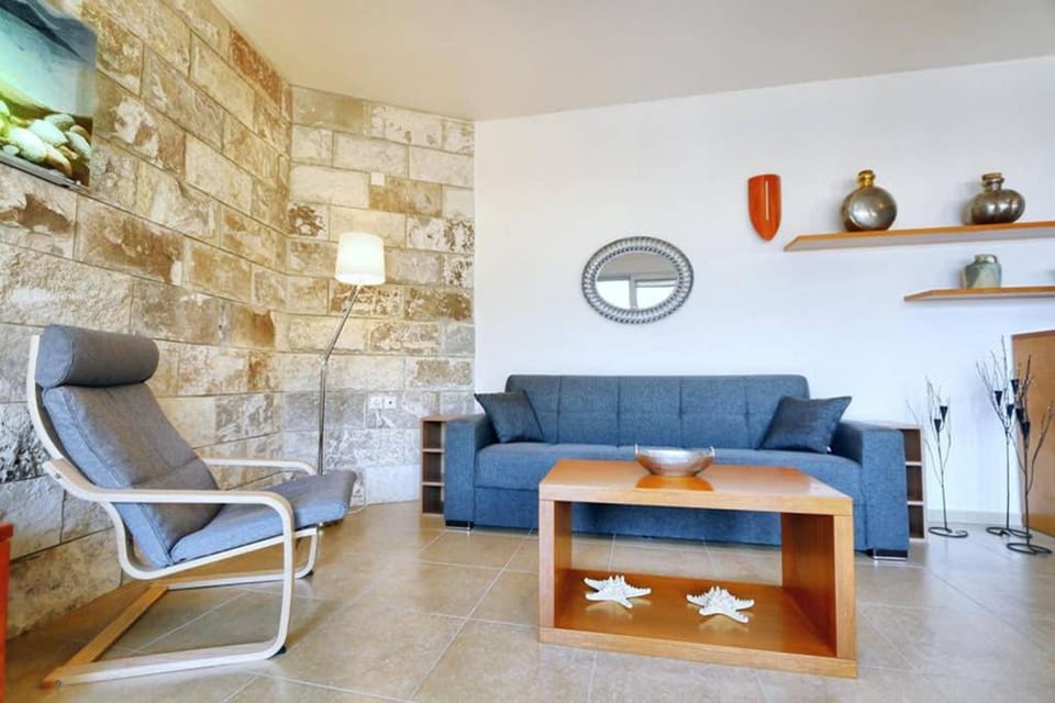 Eleni Sea View Luxury Apartment in Mades House in Crete