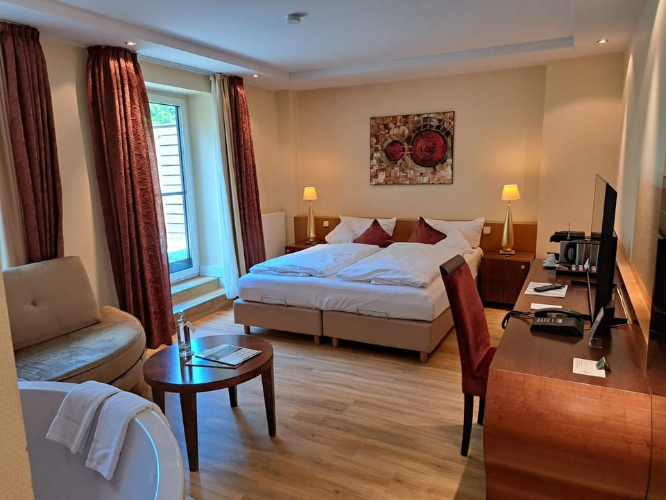 Living room, Bedroom