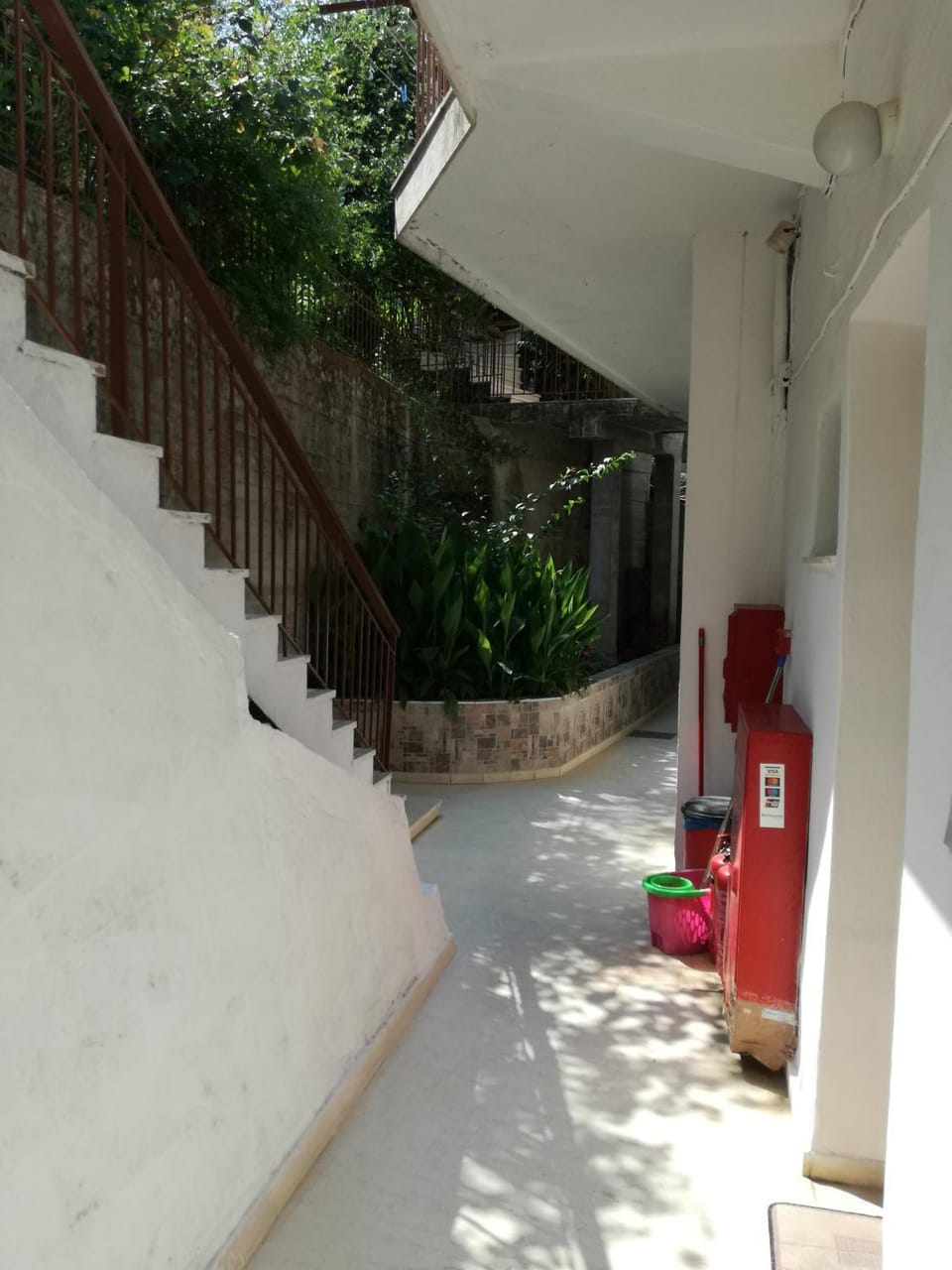 Facade/entrance