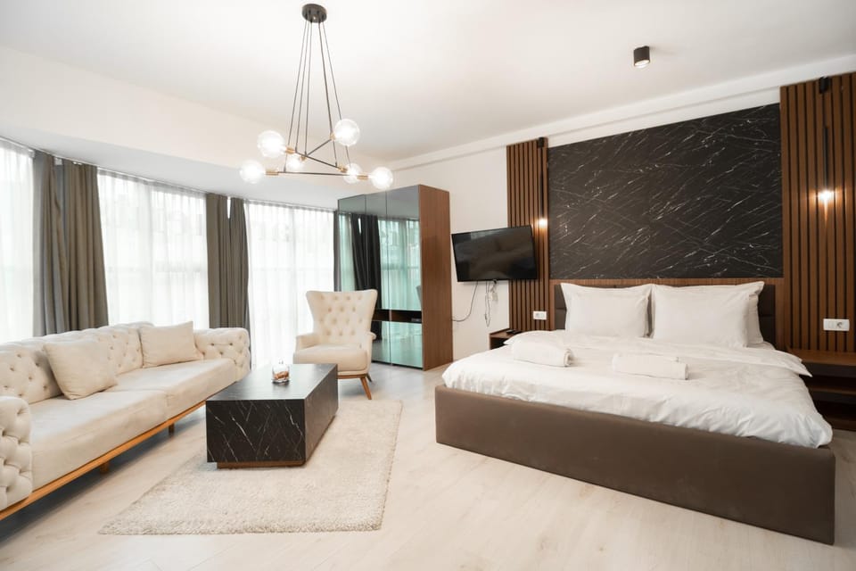 Bed, Living room, Seating area