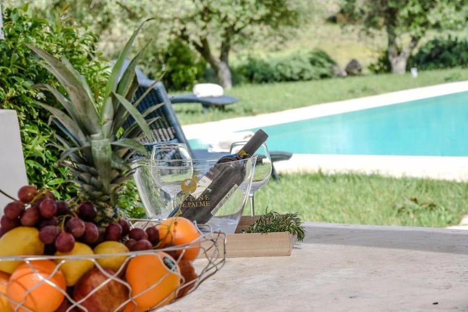 Food and drinks, Food, Pool view, Swimming pool, Swimming pool, Alcoholic drinks