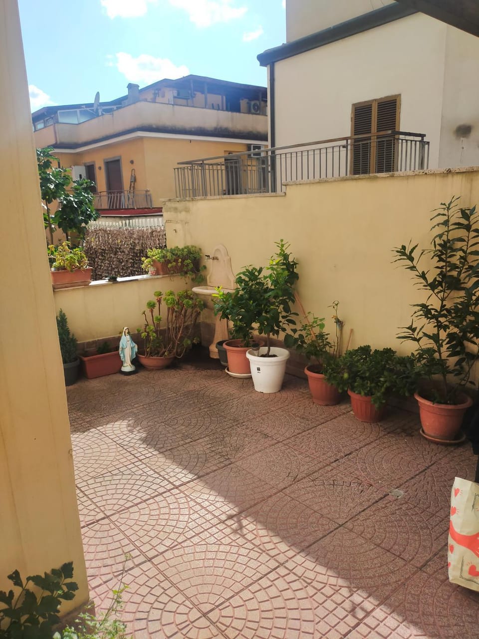 loft indipendente con giardino a Roma Tor vergata Apartment in Rome