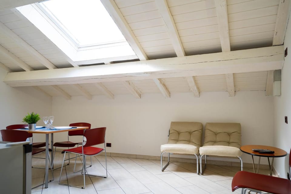 Meeting/conference room