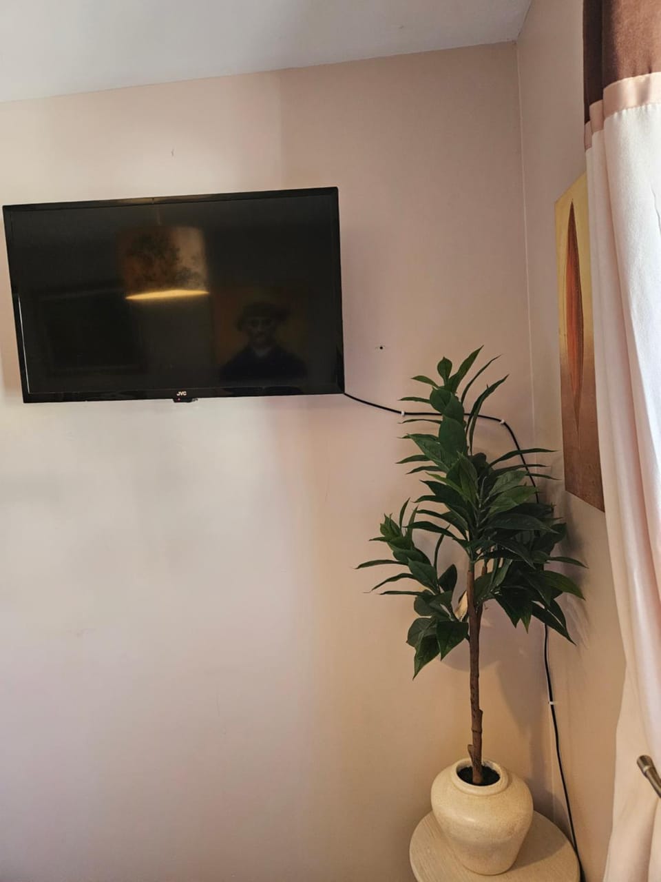 Siobhan's abode 3 Deluxe doubles and 1 king size NO PETS Vacation rental in Swindon
