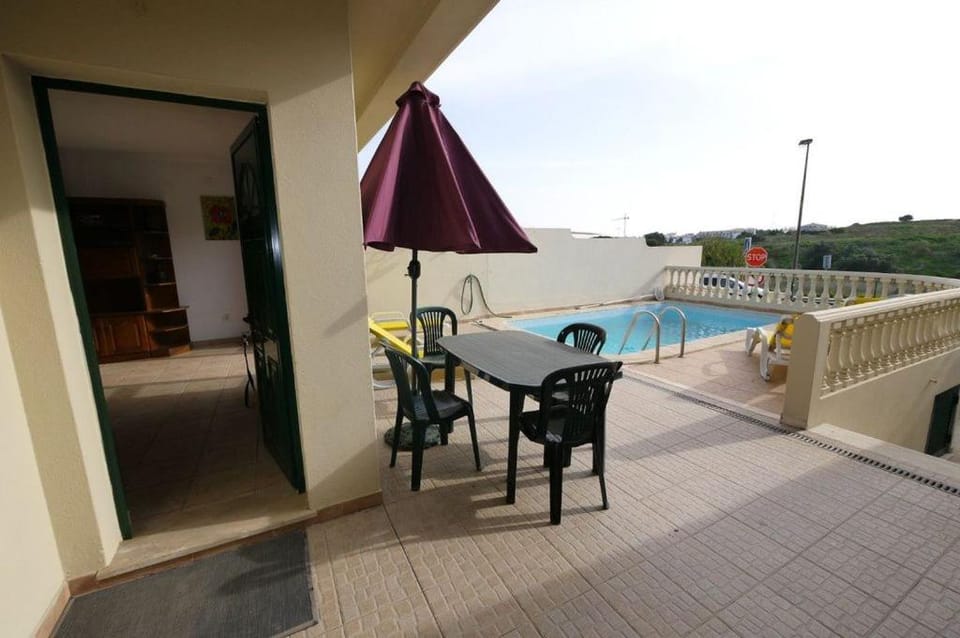 Patio, Pool view, Swimming pool, Swimming pool