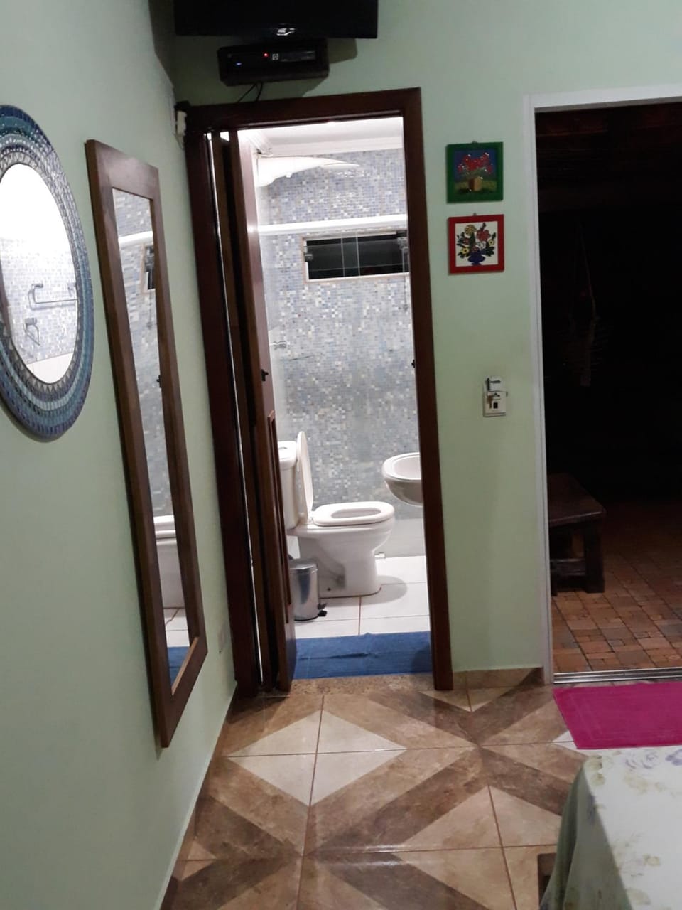 Photo of the whole room