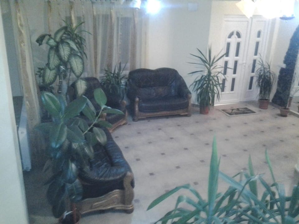 TV and multimedia, Living room, Lobby or reception
