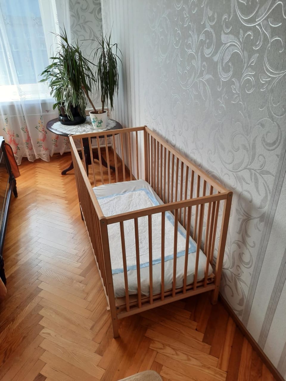 3 room central apartmend 90m2 parking for one car fifth floor and the building does not have an elevator Apartment in Tallinn