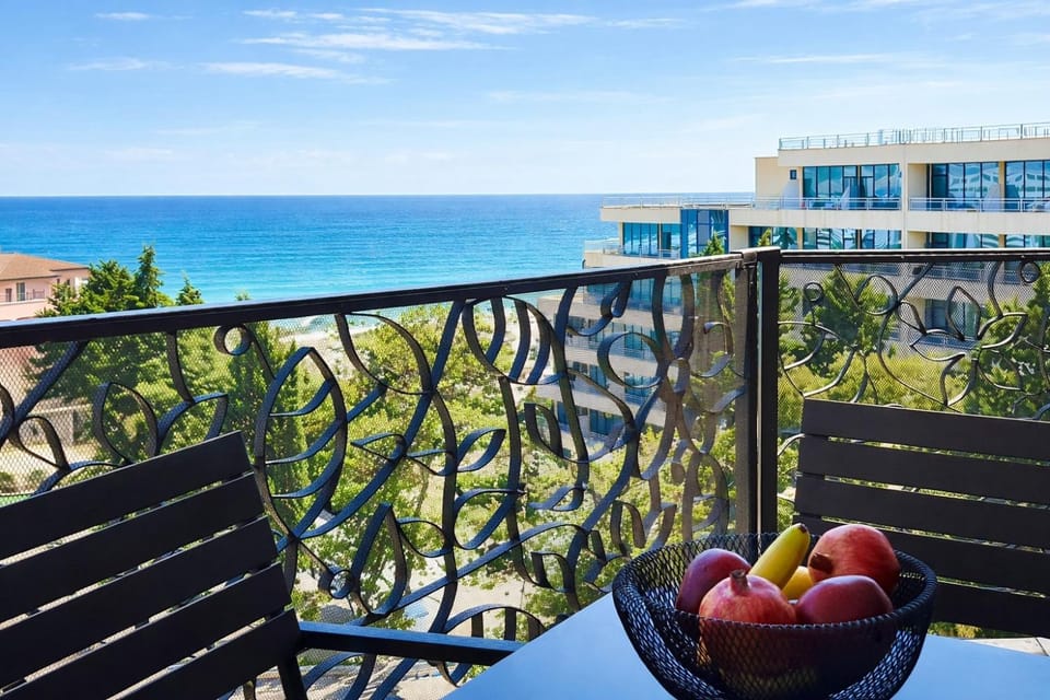 ROYAL BEACH - Modern & Private Apartments in center Sunny Beach Apartment hotel in Sunny Beach