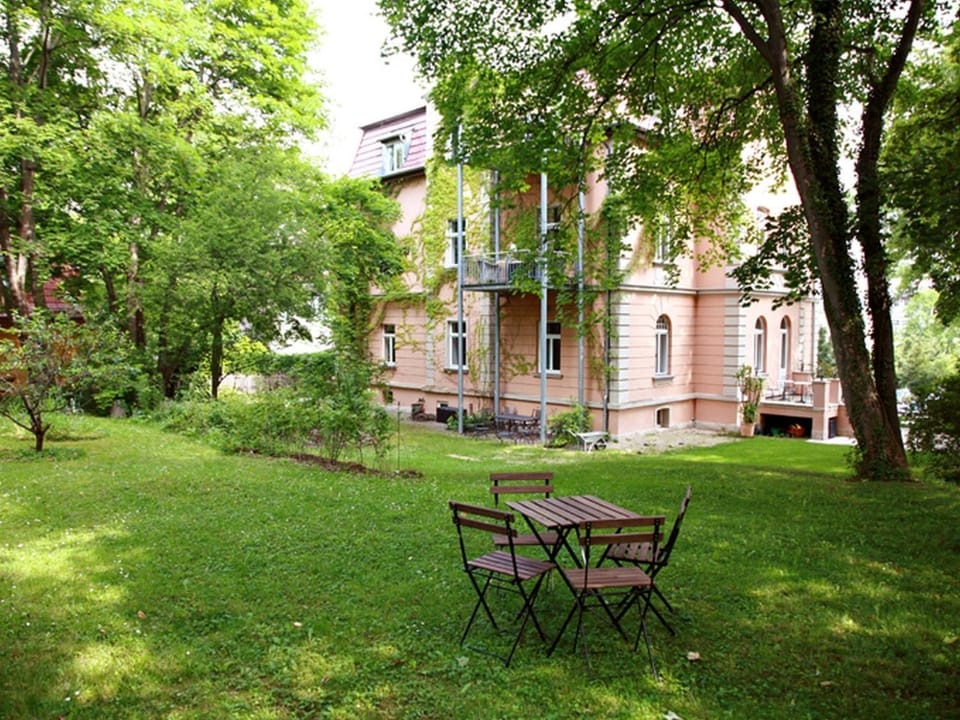Villa Ingrid Apartment in Weimar