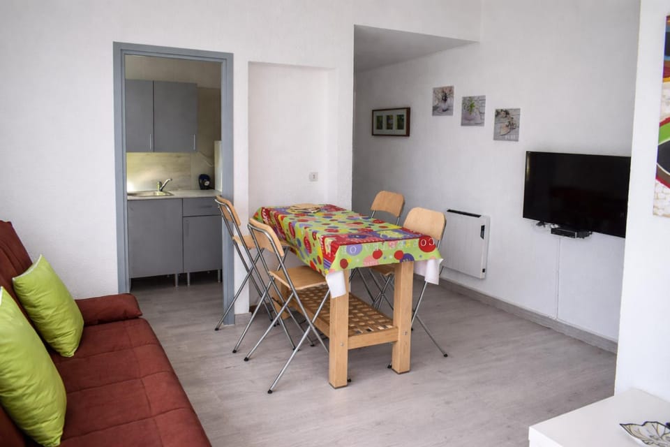 Apartamento en pleno centro de Empuriabrava- 312 Apartment in Alt Empordà