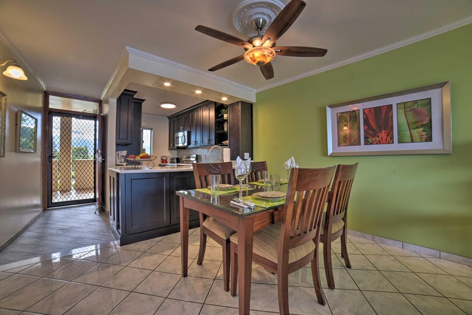 Beachfront Kihei Sanctuary w/ Lanai & Ocean Views! House in Kihei