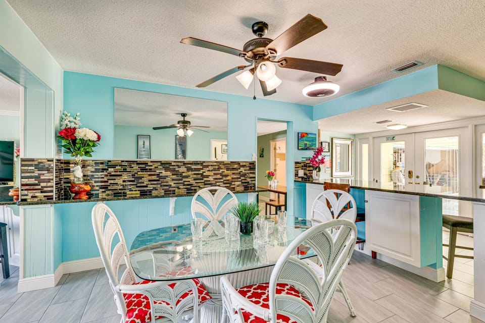 Waterfront Getaway w/ Pool & Dock - Walk to Beach! House in Indian Rocks Beach