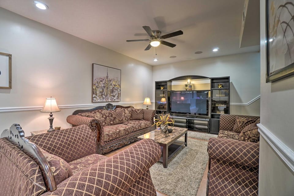Nashville Home w/ Seasonal Pool < 5 Mi to Dtwn! House in East Nashville