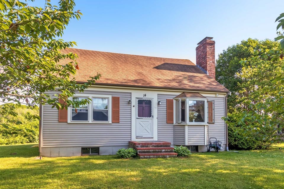 Walk to Beach & Main St: Dog-Friendly Cape Cod Gem House in Hyannis