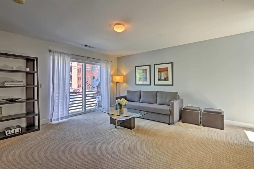 LoHi Apartment w/ Patio: 1 Mi to Downtown Denver! Apartment in Denver