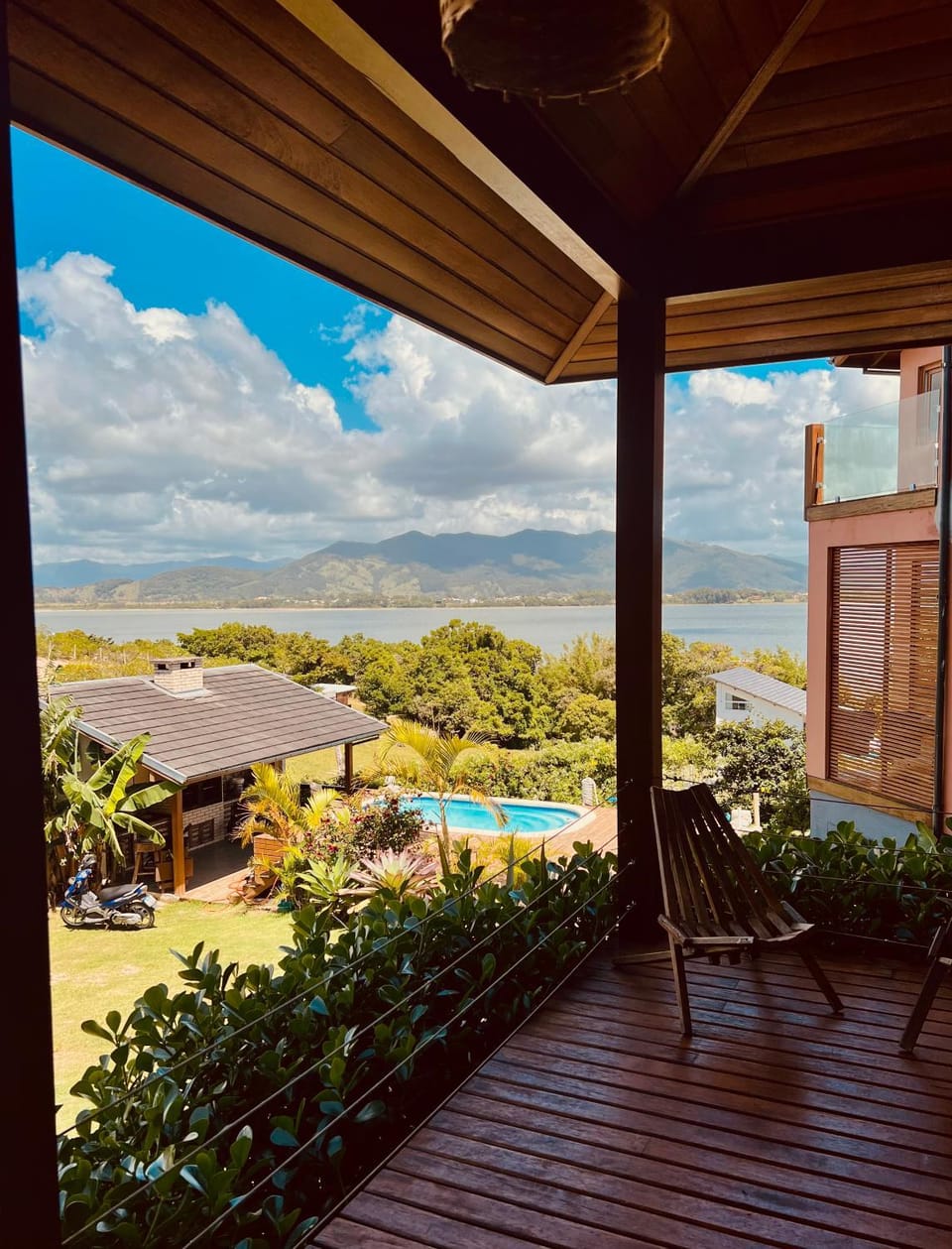 SOL DA LAGOA - PRAIA DO ROSA House in Imbituba