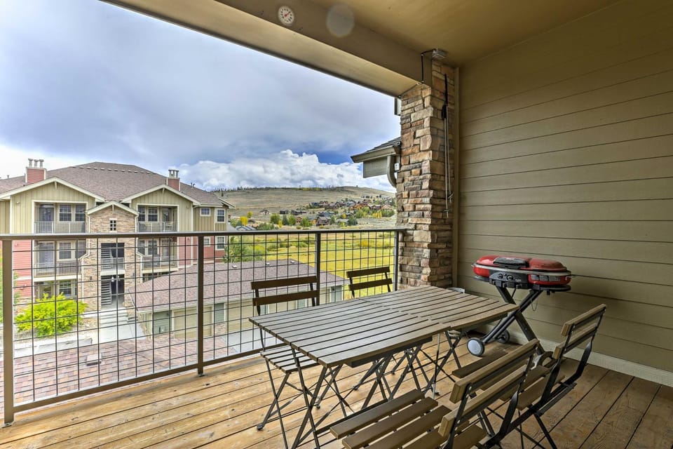 18 Mi to Winter Park: Granby Condo w/ Covered Deck House in Granby