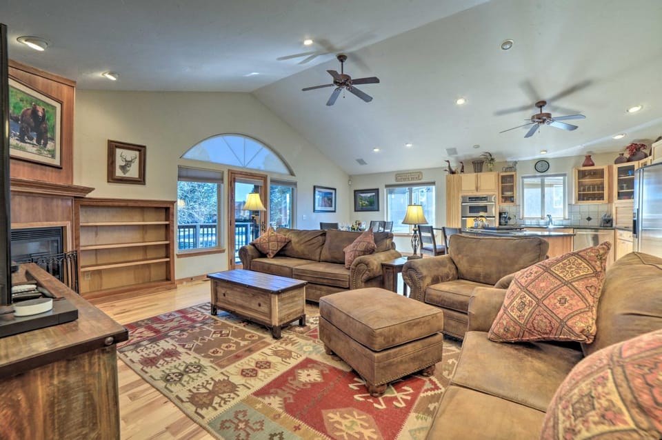 5 Mi to Hot Springs: Condo in Pagosa Springs! House in Pagosa Springs