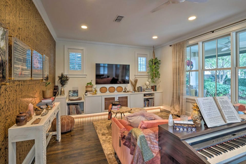 Walkable South Austin Home for F1 Weekend House in Zilker