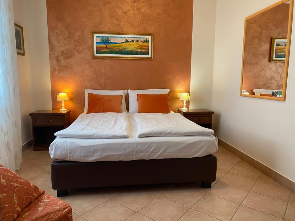 Betty's House Bed and Breakfast in Lake Garda