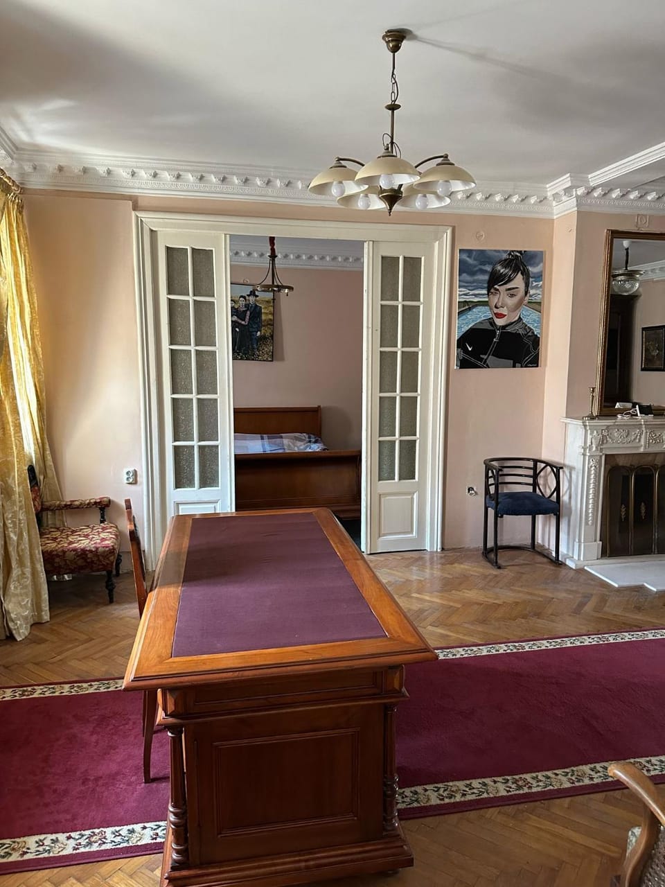 TV and multimedia, Living room, Seating area, fireplace