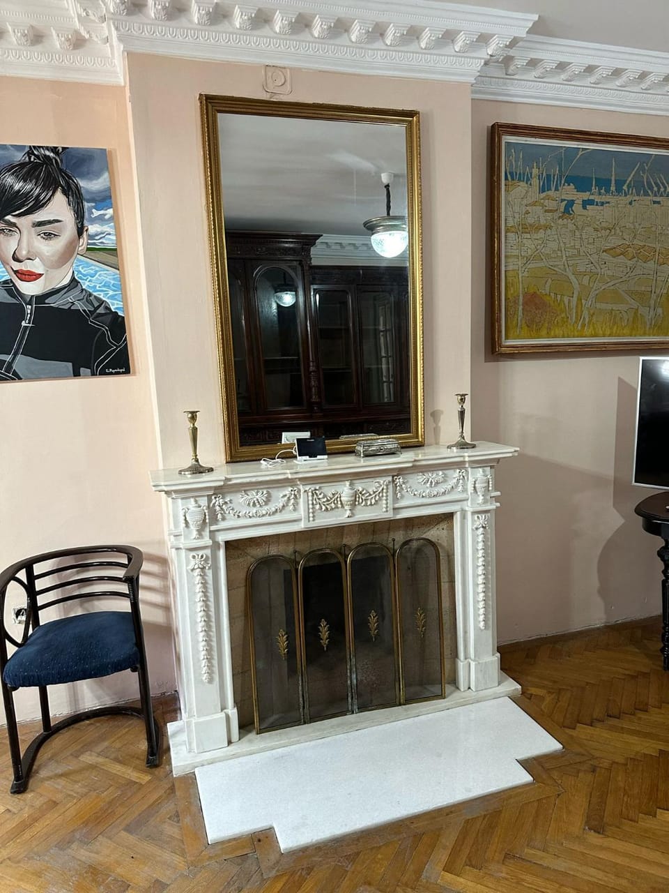 Living room, Seating area
