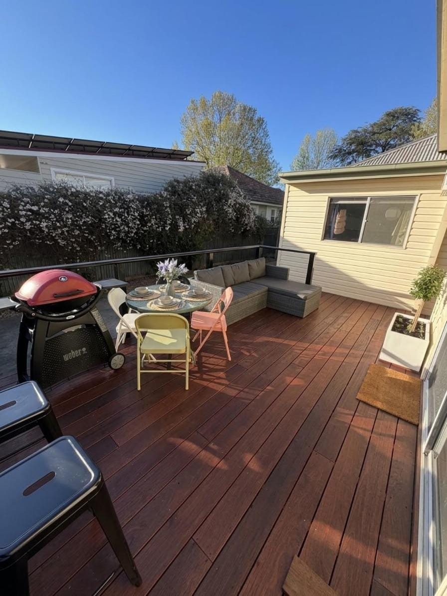 Yours and Theirs Pet Friendly Accommodation Apartment in Myrtleford
