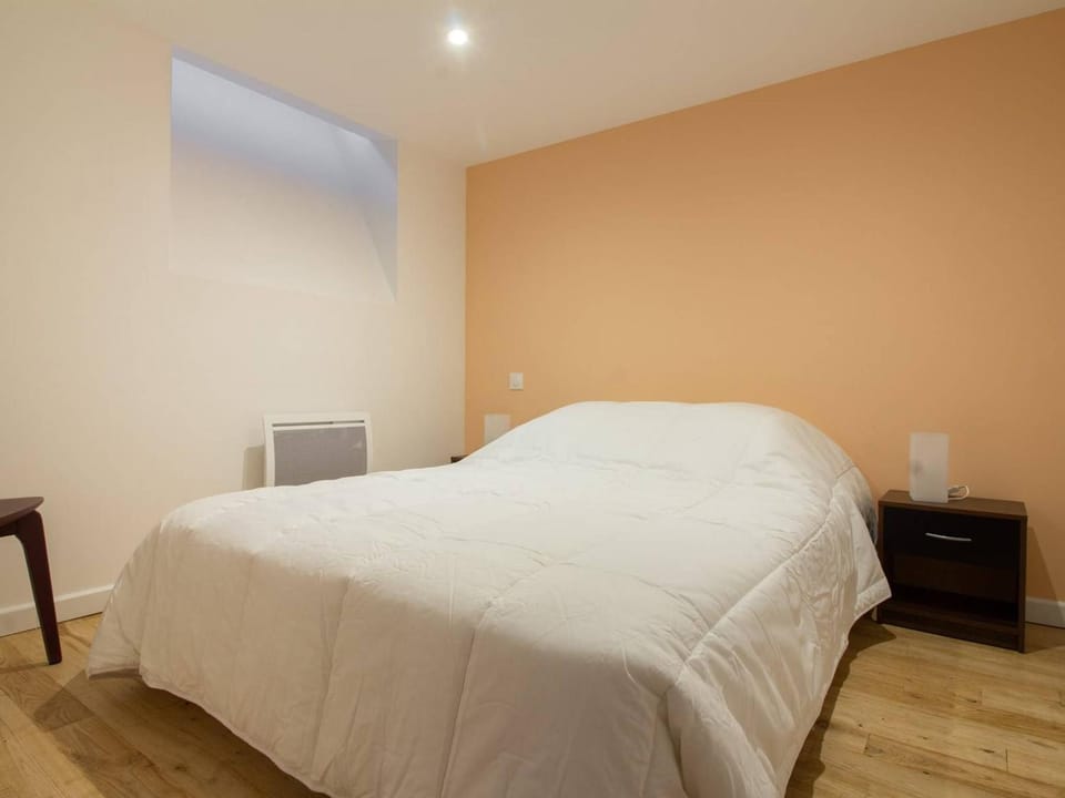 Appartement central 4-9 personnes avec parking à Cauterets - FR-1-401-181 Apartment in Cauterets