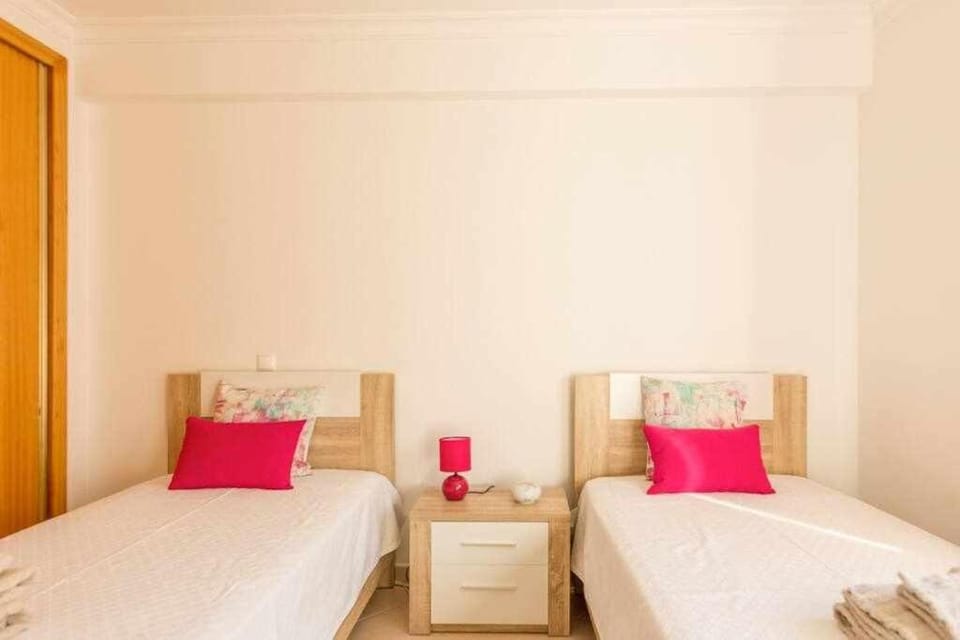 Albufeira Old Town Two bedroom Apartment (Center) Apartment in Guia