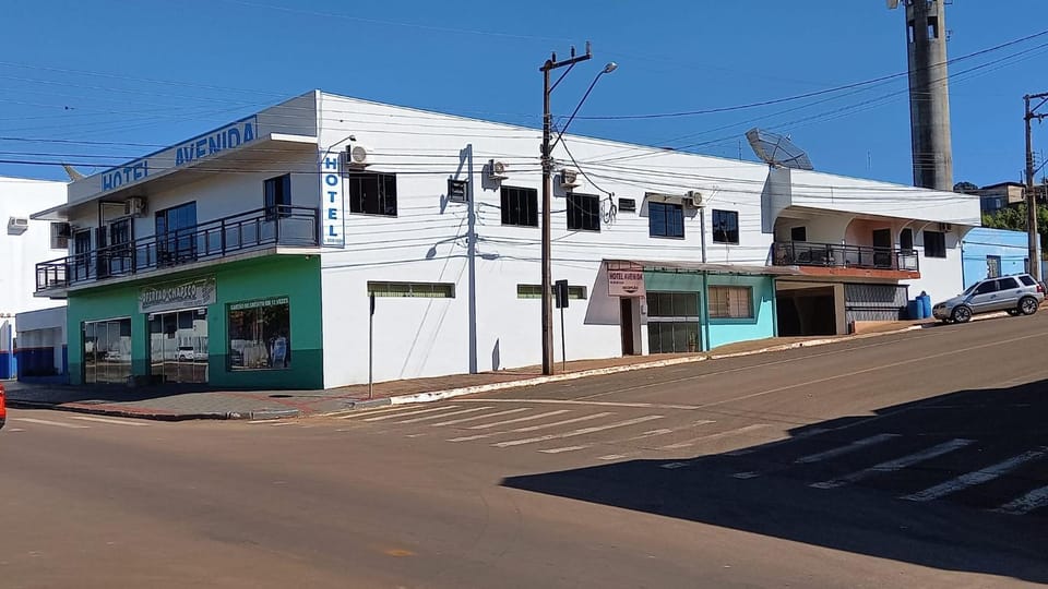 Hotel Avenida - Hotel do Morais - Salto do Lontra Inn in State of Paraná