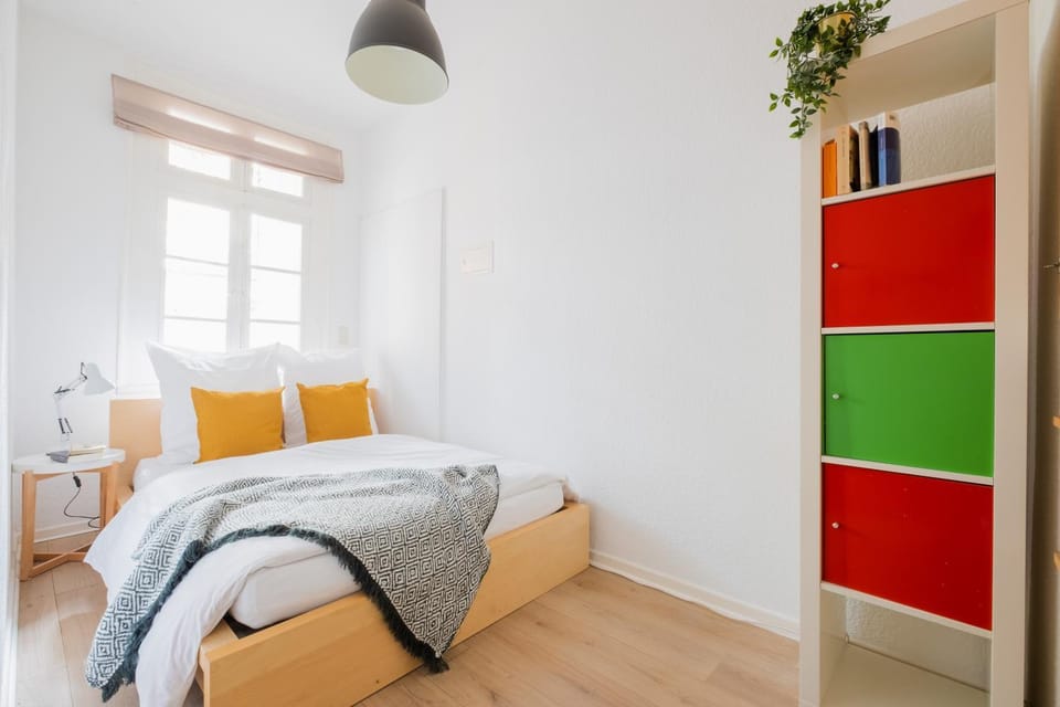 Bed, Photo of the whole room, Bedroom