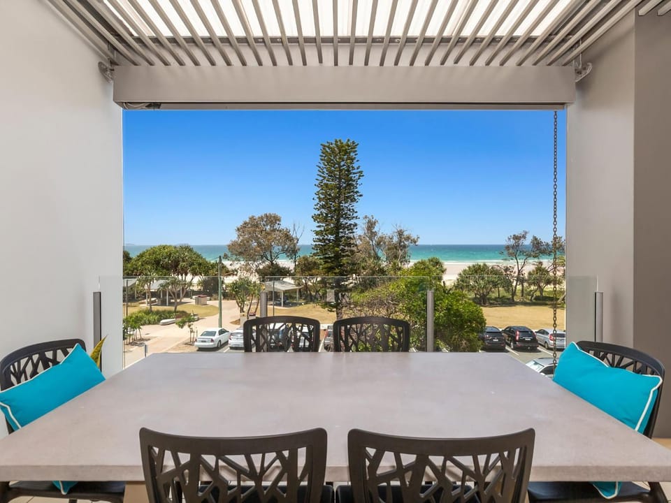 Day, Natural landscape, View (from property/room), Balcony/Terrace, Seating area, Dining area, Sea view