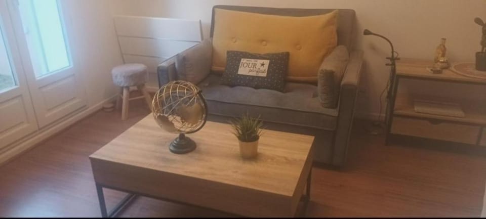 TOP Cosy studio avec Terrasse à 10min Disney-Shopping Vallée Apartment in Bailly-Romainvilliers