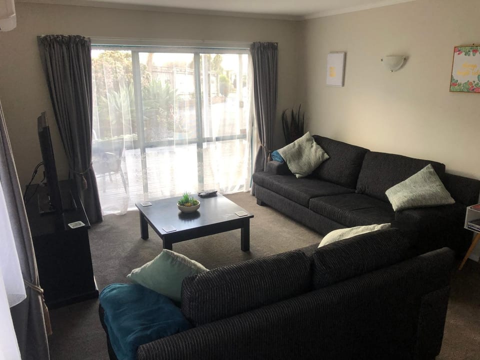 Observation Holiday Home House in Wellington Region