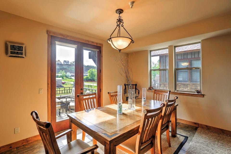 Chic Pagosa Springs Condo w/ Porch - Walk to Shops House in Pagosa Springs