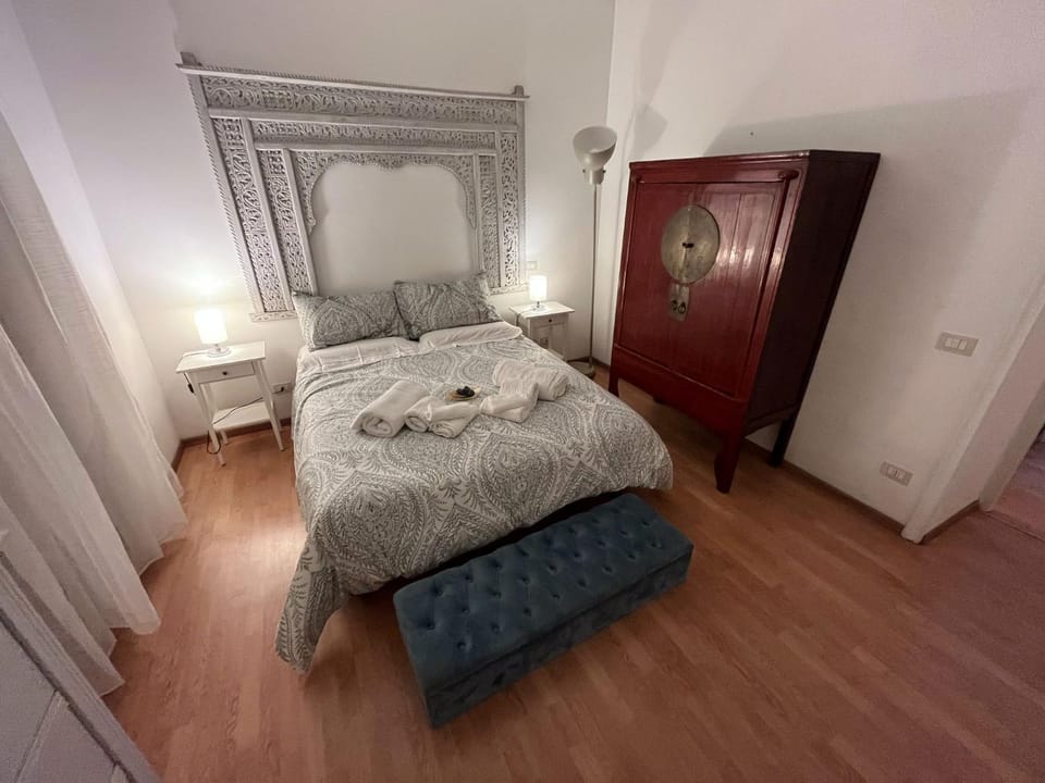 Bed, Photo of the whole room, Bedroom, towels, wardrobe