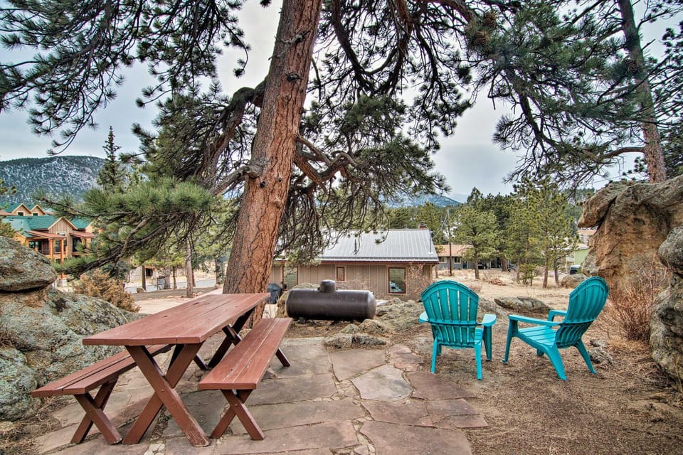 Charming Estes Park Cabin w/ 2 Private Patios! Cabin in Estes Park