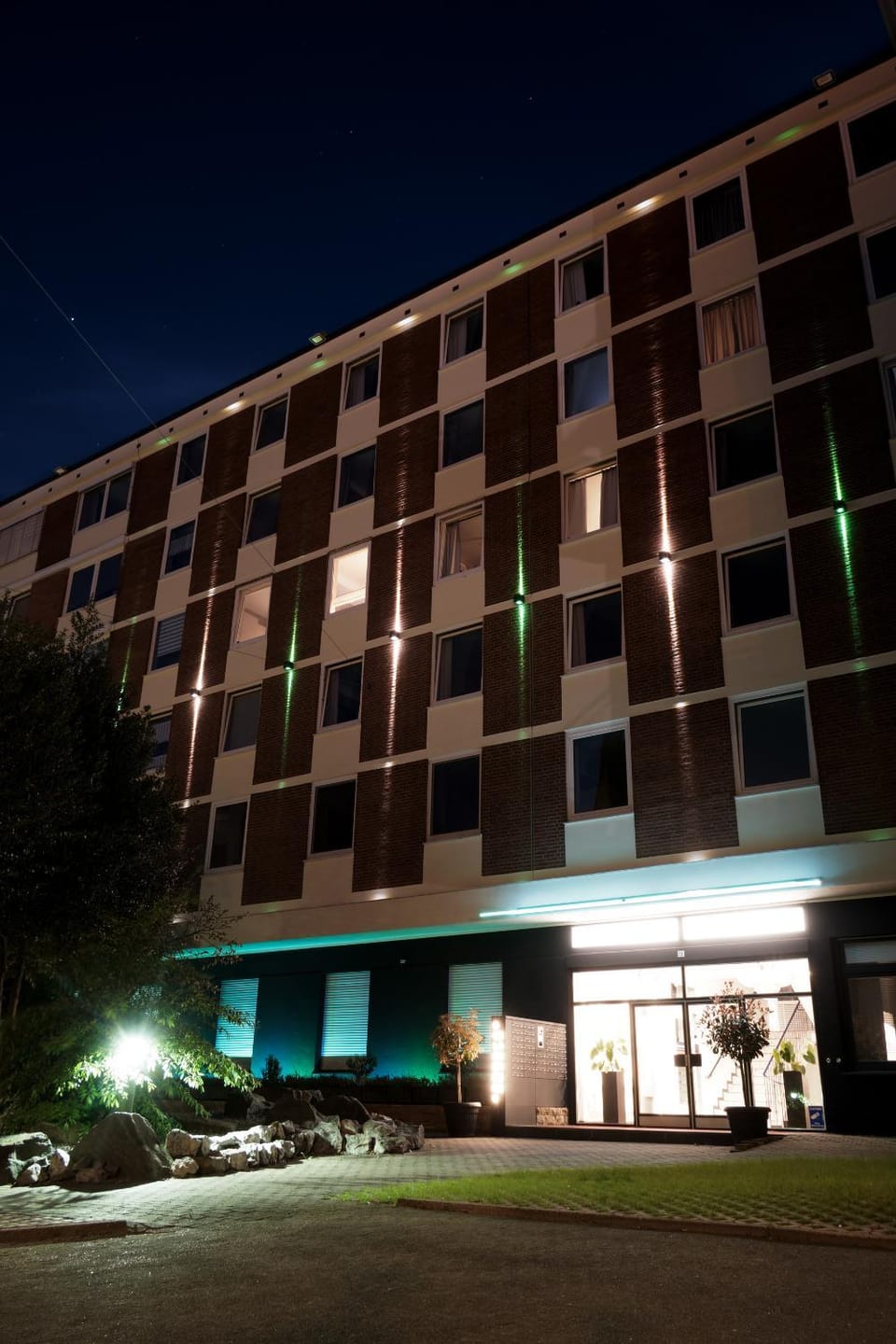 Property building, Facade/entrance