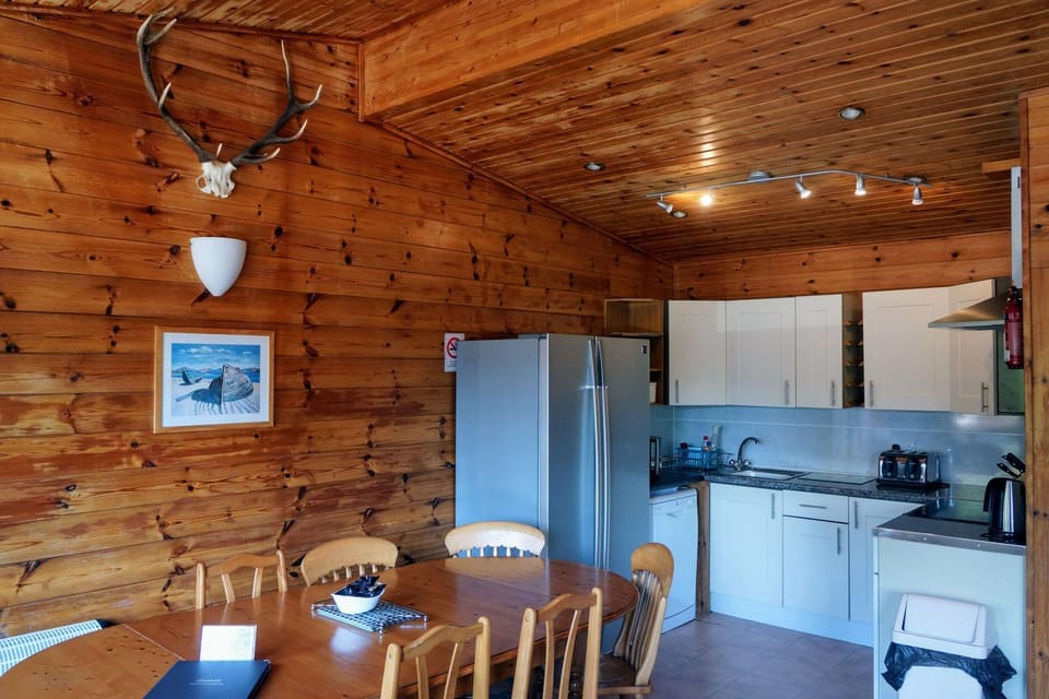 Woodland Gean Lodge Nature lodge in Scotland