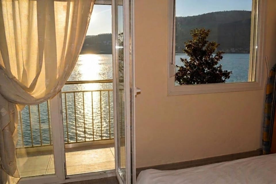 Kastoria apartment! Μπροστά στη λίμνη στο κέντρο! Apartment in Greece