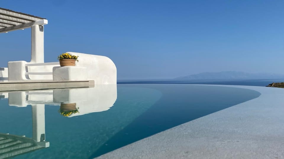 Day, View (from property/room), Sea view, Swimming pool