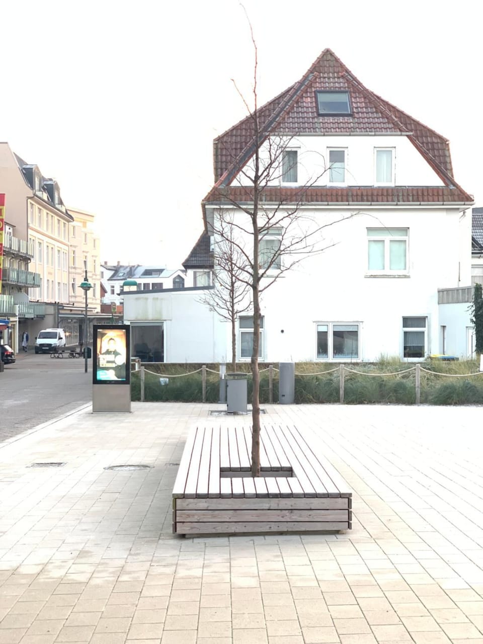 Property building, Location