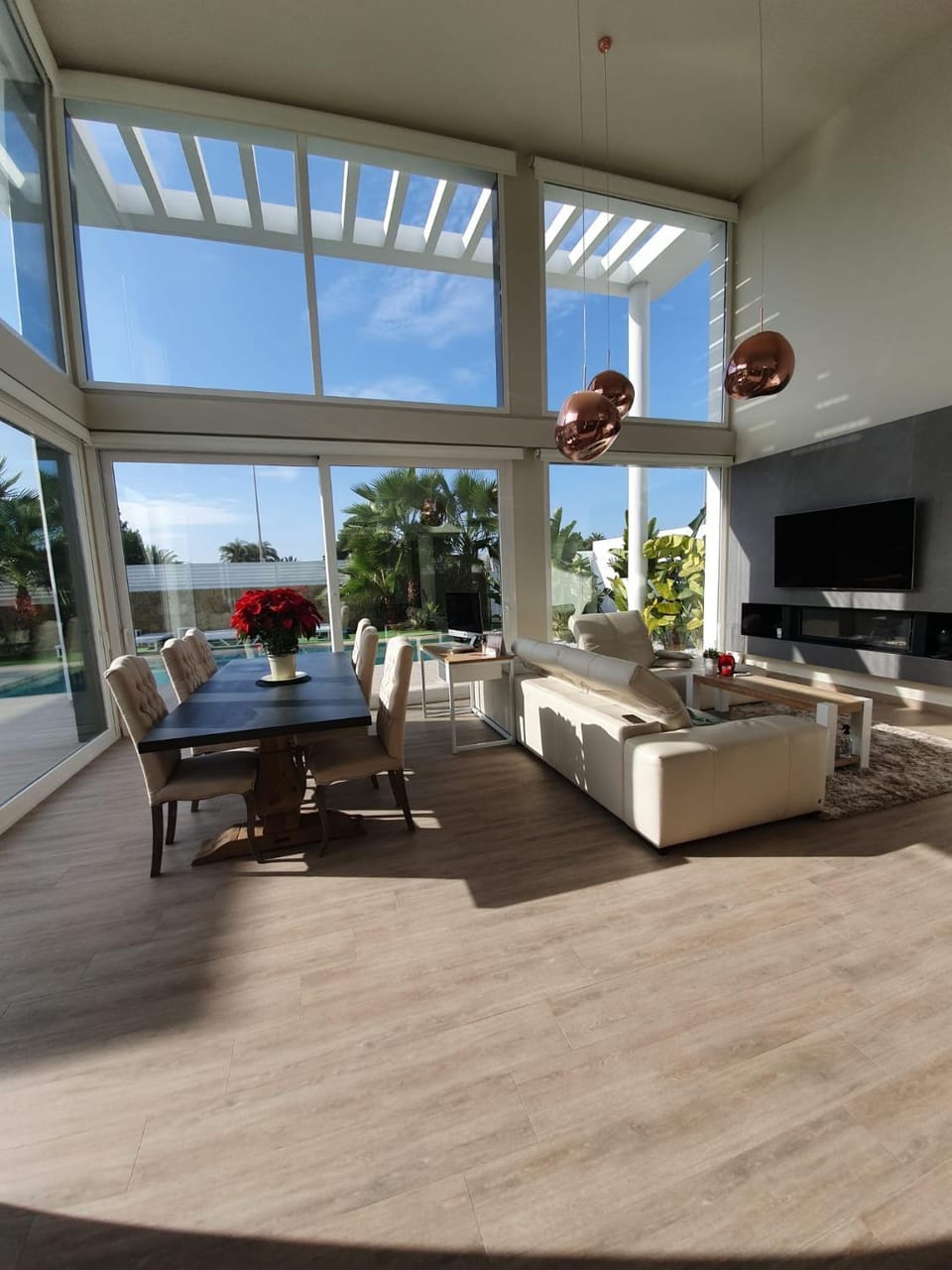 Communal lounge/ TV room, Living room