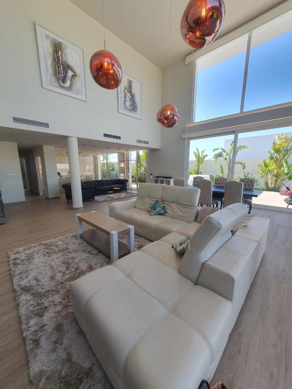 Communal lounge/ TV room