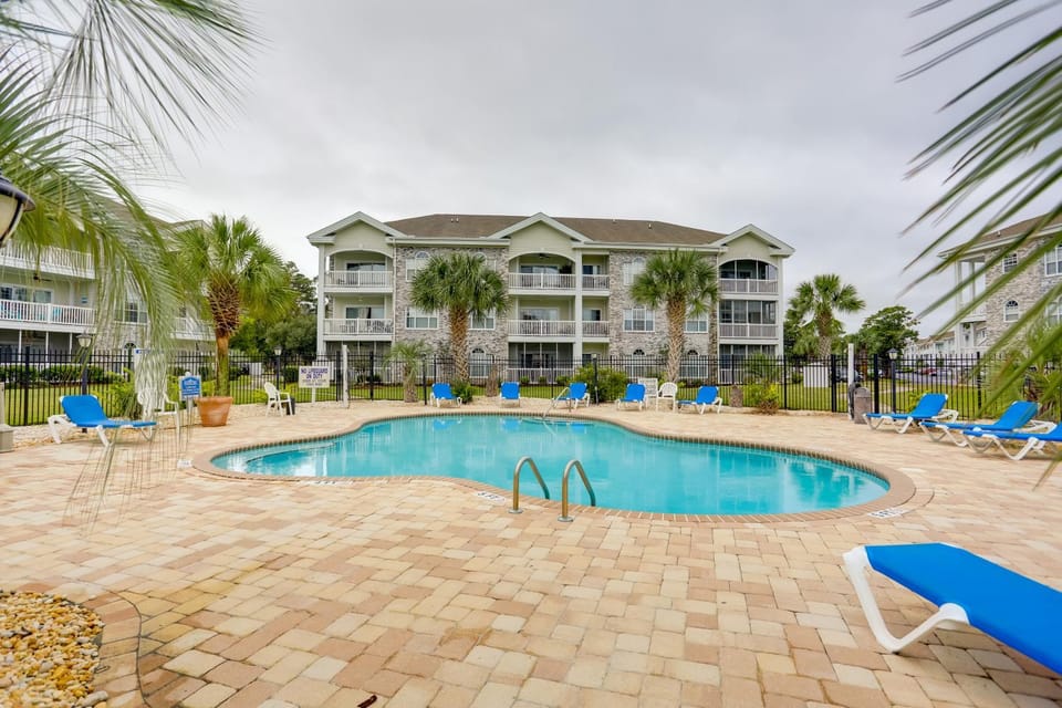 < 2 Mi to Coast: Condo w/ Pool in Myrtle Beach House in Carolina Forest