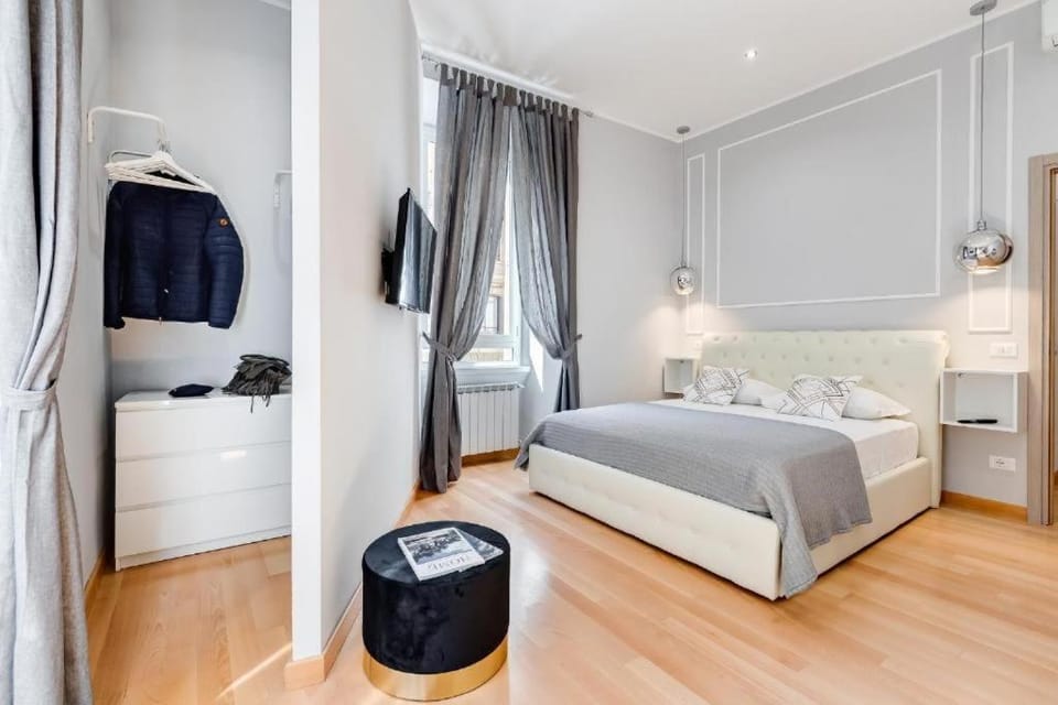 Bed, TV and multimedia, Photo of the whole room, Bedroom, wardrobe
